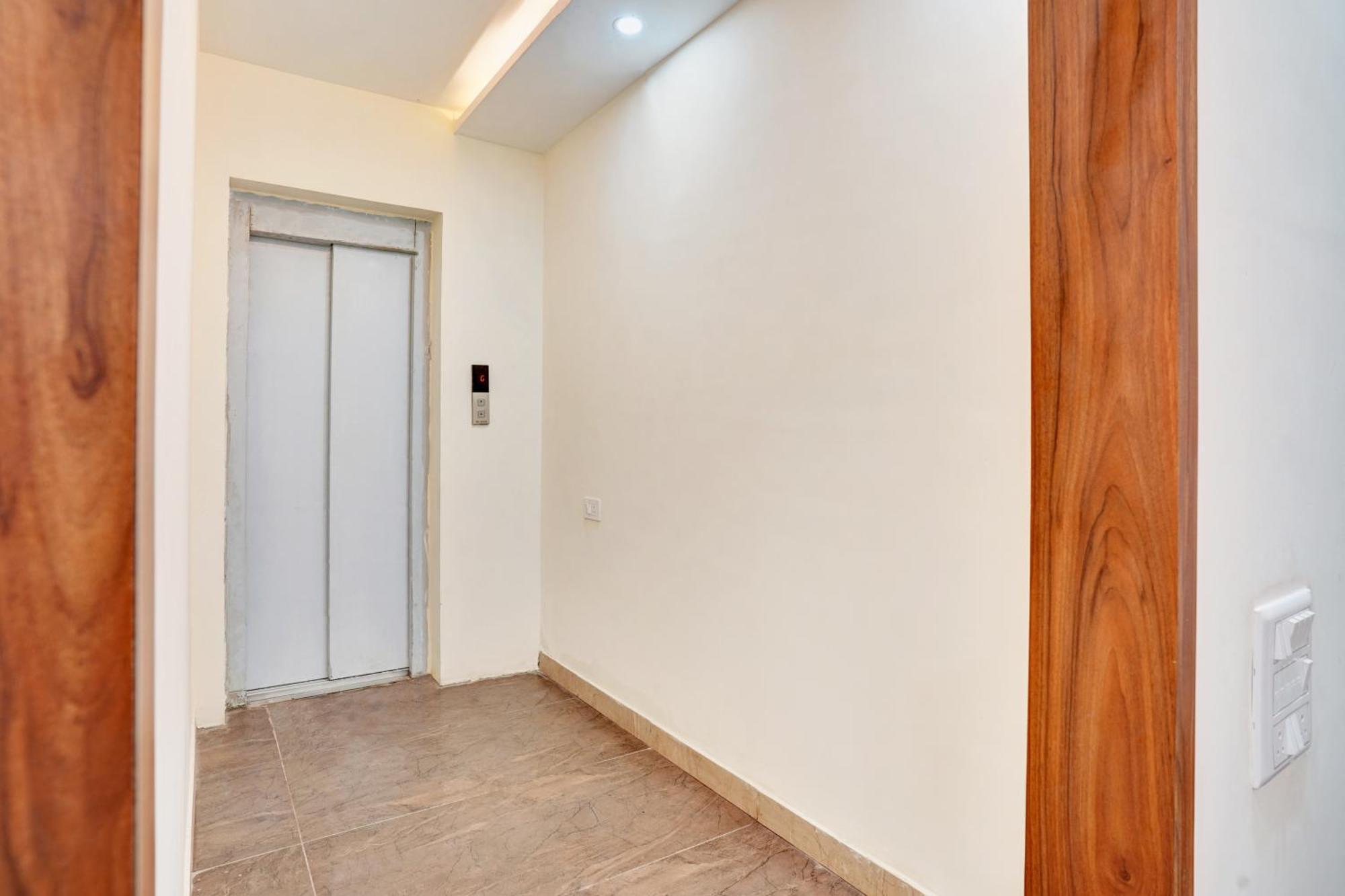 Hotel O Gayathri Metro Deluxe Bengaluru Zewnętrze zdjęcie